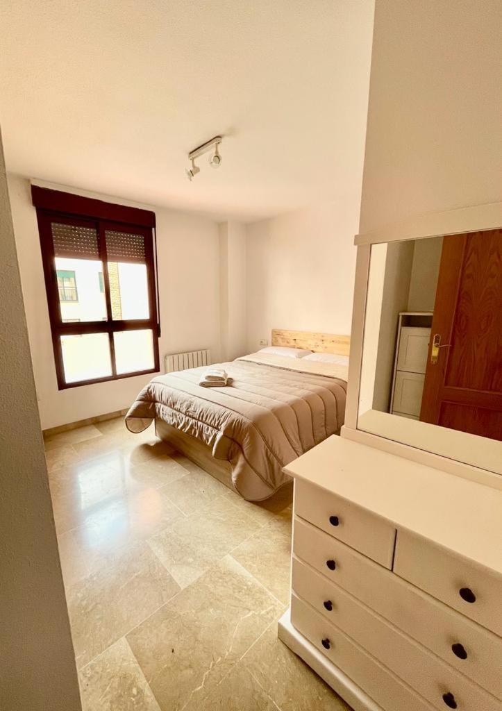 Apartamento, Piscina Y Parking Granada Tico Medina Kültér fotó